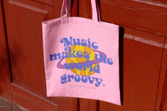 Mystic Smiles - Groovy Display Font Product Image 4