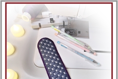 ITH Quilted Pen Case Snowy Christmas Embroidery Design Product Image 4