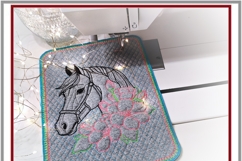 Horse Head in Flowers ITH Quilted Placemat or panels Design Product Image 3