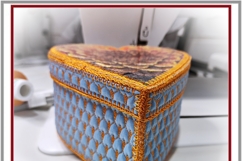 ITH 6x6 heart box quilted sides dahlia photostitch lid Product Image 5