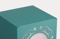 Ornate Window Cuttable Cube Gift Box with Holes SVG