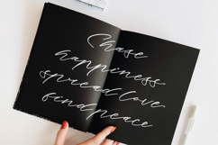 Paradox Horizon - Modern Script Font Product Image 7