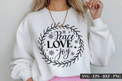 Farmhouse Christmas SVG Bundle - High Quality SVG Design Product Image 10