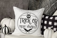 Trick or Treat yourself | Halloween Round Ornament Sign Product Image 4