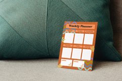 Retro Floral Weekly Planner Canva Template Product Image 4