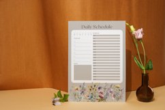 Planner Template with Wildflowers Canva Product Image 4
