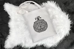 pumpkin, folk design, silhouette, laser cut, paper cut, tattoo, celtic style, logo, mug, mug holder, dollar tree, tumbler, keychain, t-shirt, round sign, cards, invitations, pillows, can glass, stamps, stencil, Halloween, clip art, thanksgiving, autumn, 