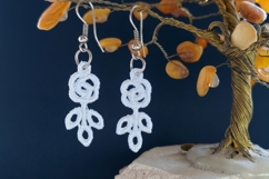 Freestanding Rose Earrings Embroidery Design Product Image 1