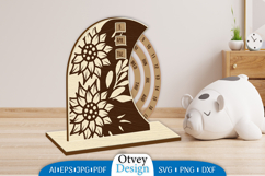 Flowers Round Calendar Lasercut Product Image 1