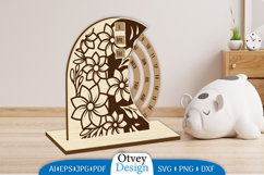 Flowers Round Calendar Lasercut Product Image 1