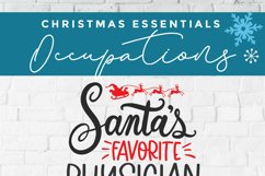 Use your Cricut or Silhouette cutting machine to create shirts or tote bags for your physician assistant friends and coworkers!