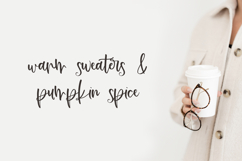 Septiembre Script Product Image 2