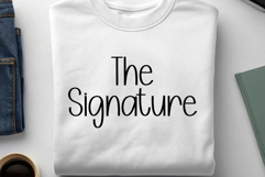 Simple Famous Product Image 4