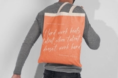 Skyerting - Bold Handwritten Font Product Image 7