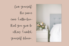 Small Things Script Product Image 5