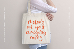 Smiling Daisy - Modern Handwritten Font Product Image 4