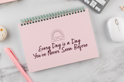 Super Dreamer Font Product Image 3