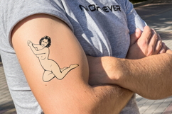 Nude Woman Hug Heart Product Image 4