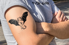 Sexy Devil Girl with Bat Wings Product Image 5