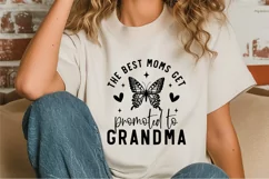 The best moms get promoted to grandma SVG Product Image 1