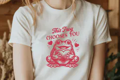 This Frog Chooses You SVG, Funny Frog Valentine PNG Design Product Image 2