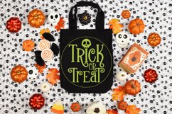 Trick or treat | Halloween Round Ornament Sign Product Image 4