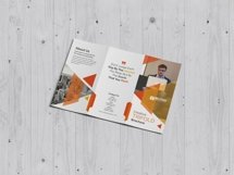 Creative Tri-Fold Product Image 5