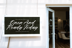 Tropical Coastal - Modern Handbrush Font Product Image 8