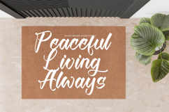 Twilight Lantern - Modern Handwritten Font Product Image 2