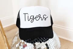 Magic Garden - Cute Script Font Product Image 3