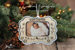 Cardinal with snow flakes | Photo Frame Christmas ornament Product Image 3