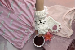 Cat Paw Fingerless Gloves Crochet Pattern Product Image 3
