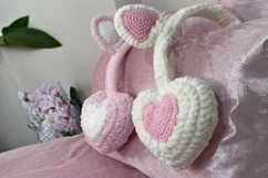 Crochet Heart Earmuffs Pattern Product Image 3