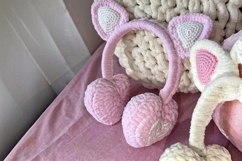 Crochet Heart Earmuffs Pattern Product Image 2