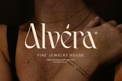 Woglave Elegant Modern Serif Font Product Image 4