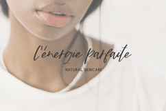 Wyldebrook Script Product Image 9