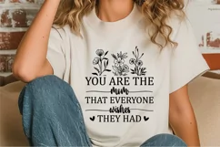 You are the mom everyone wishes they had SVG Product Image 1