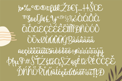 Blitwigs Font Family Product Image 4