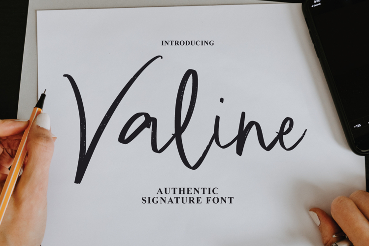 Valine Brush