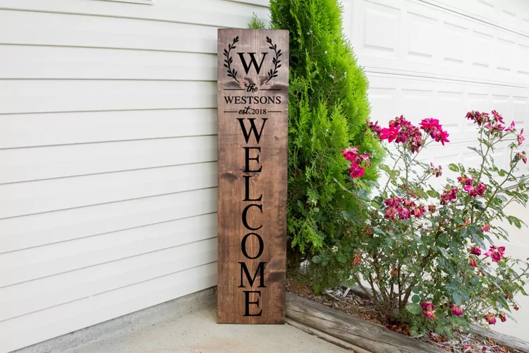 Family Name Monogram Front Porch Sign SVG