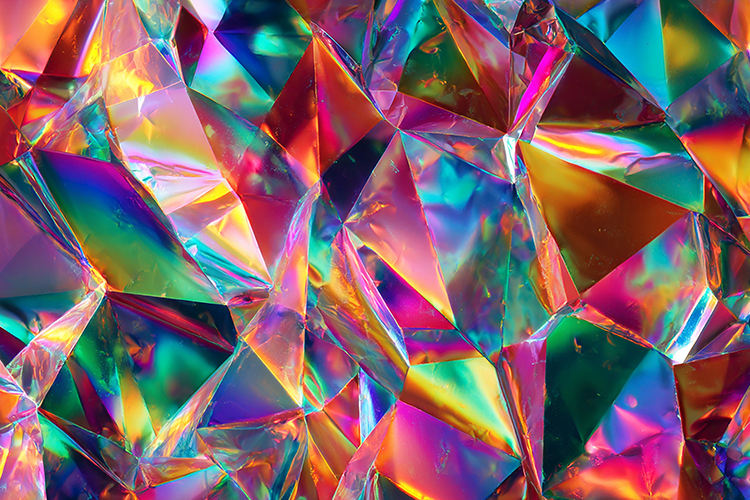 A holographic crystals an and facets