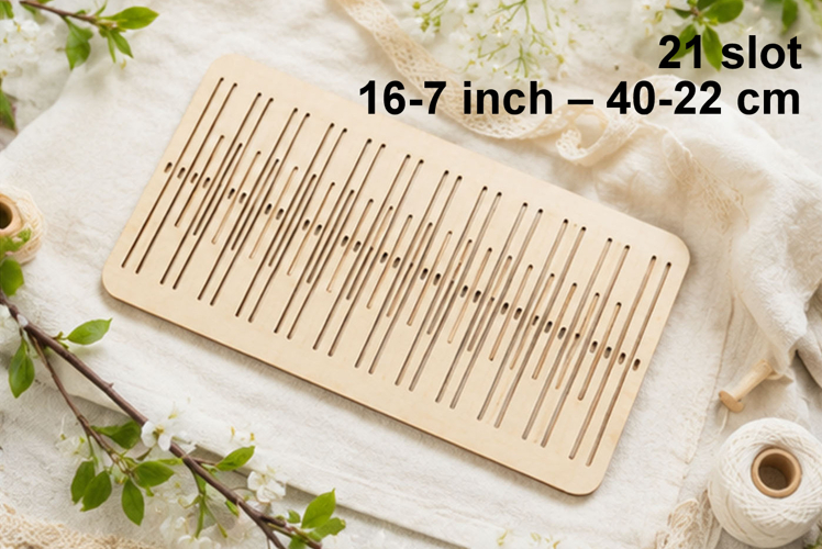 Double slotted rigid heddle with 21 slot for band weaving me