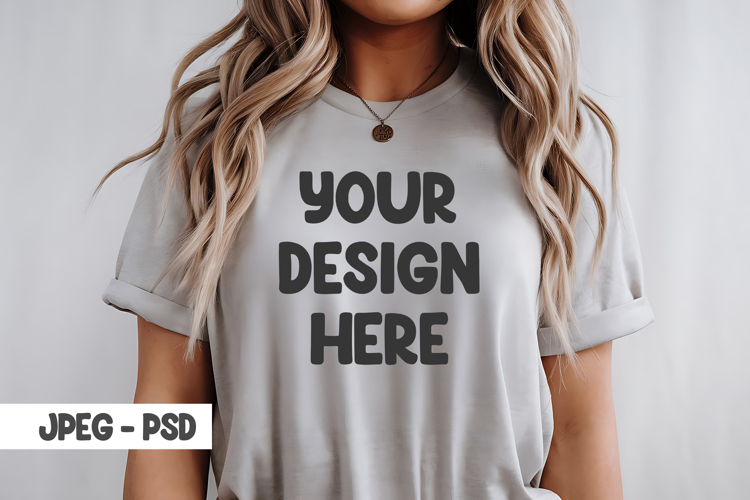 Female model t-shirt mockup psd & jpeg example image 1