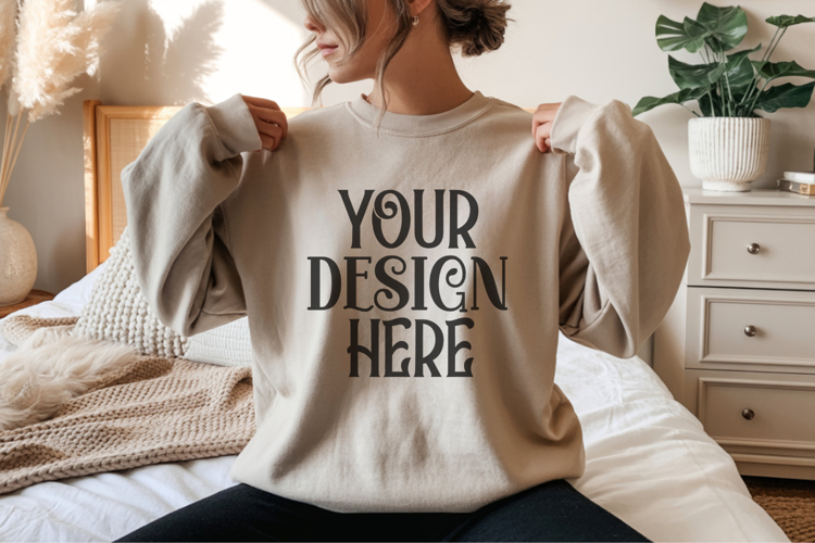 Sweatsuit Mockup Image 18