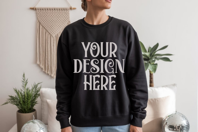 Sweatsuit Mockup Image 3