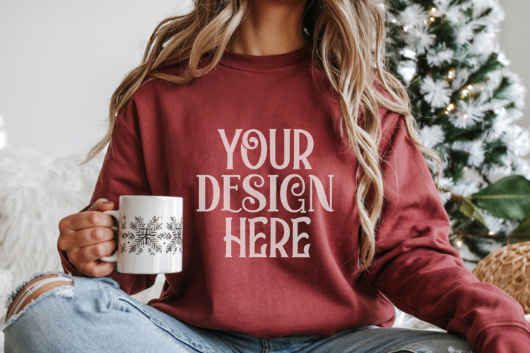 Sweatsuit Mockup Image 7