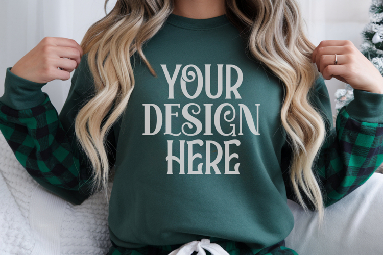 Sweatsuit Mockup Image 9