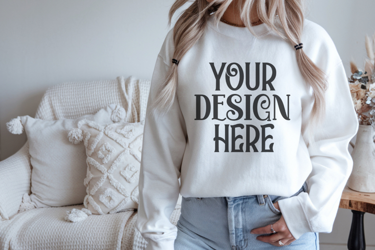 Sweatsuit Mockup Image 3