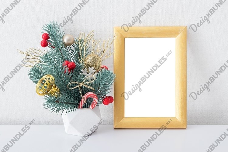 Christmas wooden frame mock up (1051637)