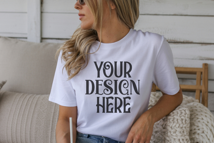 Sweatsuit Mockup Image 14